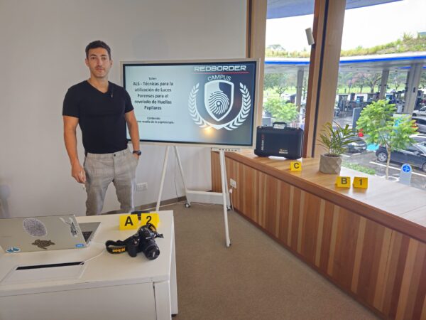 TALLER - "ALS" TÉCNICAS PARA LA UTILIZACIÓN DE LUCES FORENSES - Imagen 5